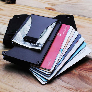 RFID Protection ID/Credit Card Holder, 3K Carbon Fiber RFID Protection ID/Credit Card Holder, 3K Carbon Fiber